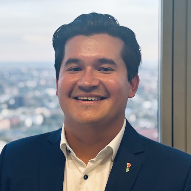 Pasfoto Etiënne van Essen