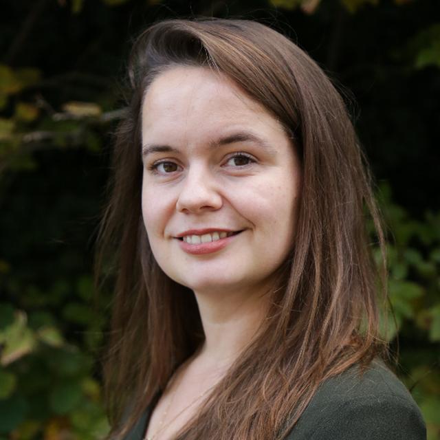 Pasfoto Renée Dooren
